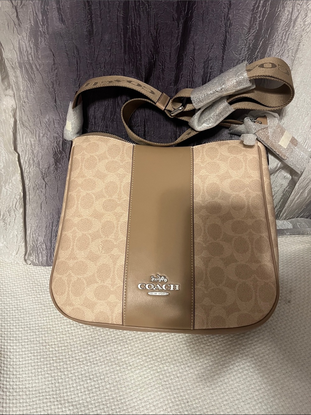 Coach Willow Crossbody Bag in Khaki and Tan with matching wallet - Picture 2 of 6